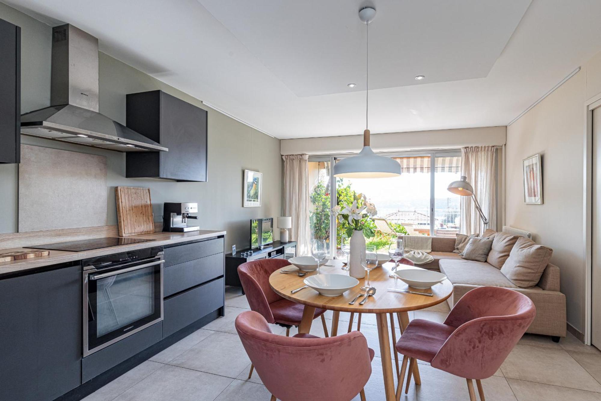2 Bdr Villefranche-Sur-Mer Sea View Parking And Swimming Pool Exteriör bild