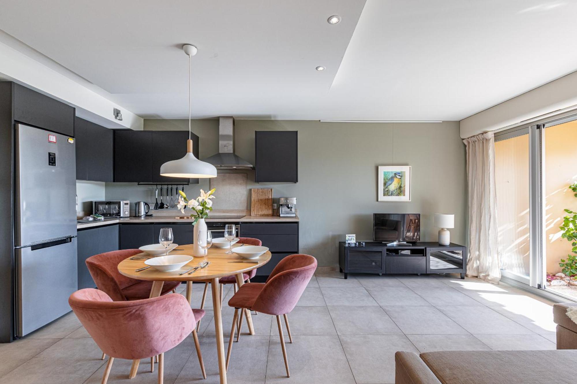 2 Bdr Villefranche-Sur-Mer Sea View Parking And Swimming Pool Exteriör bild