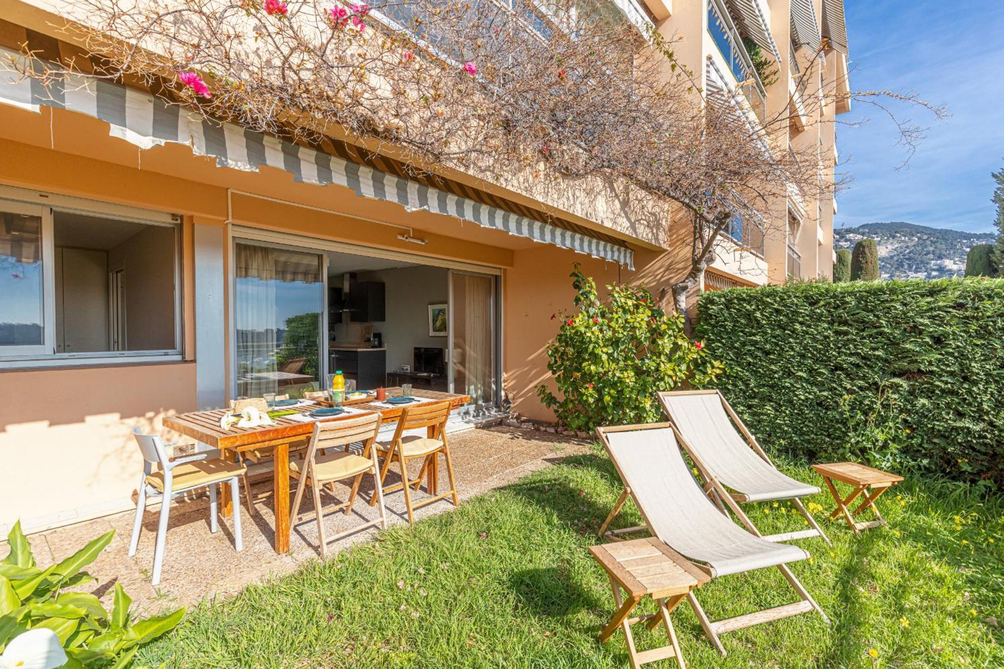2 Bdr Villefranche-Sur-Mer Sea View Parking And Swimming Pool Exteriör bild